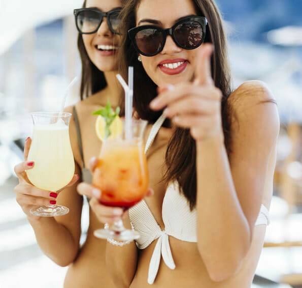 zhero-boutique-hotel-palma-mallorca-enjoy-lounge-pool-party-fun